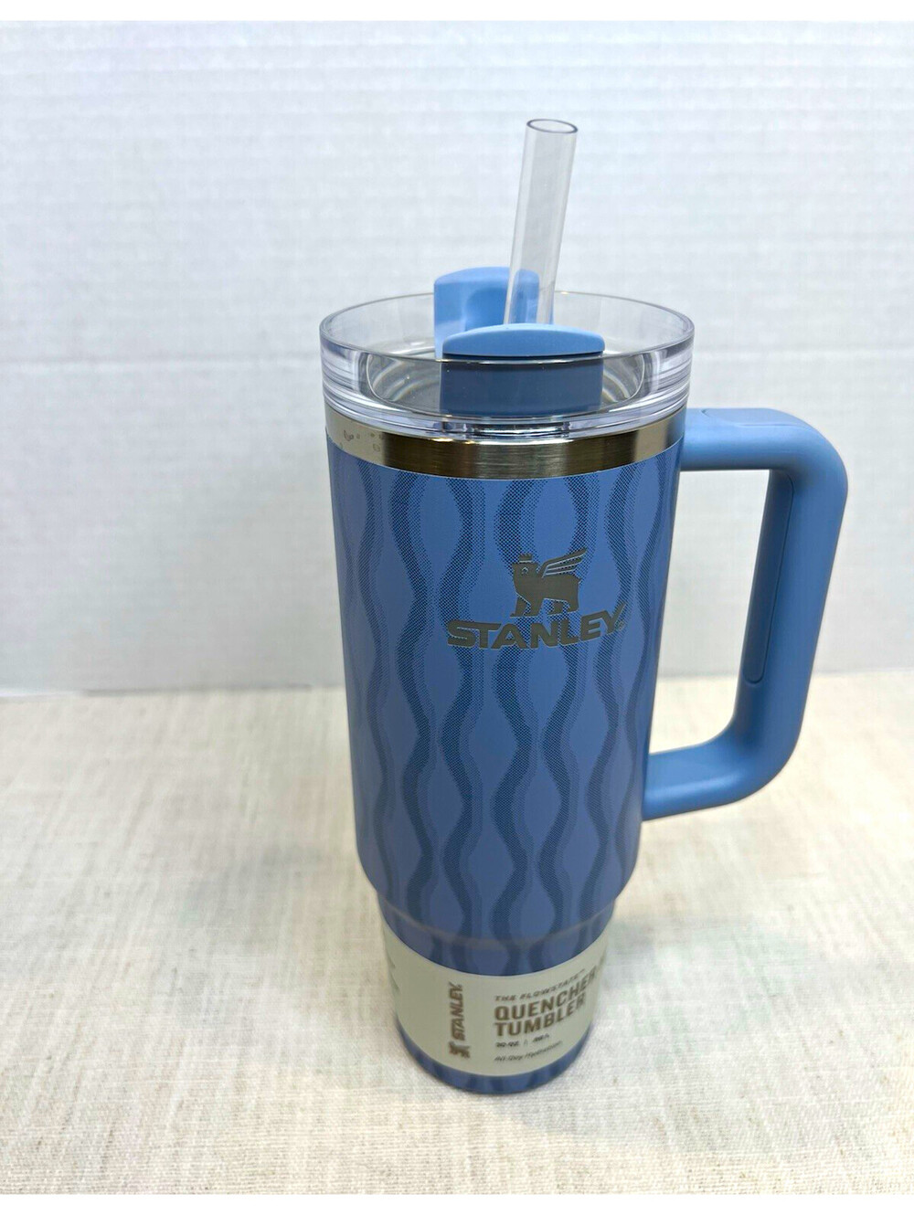 Stanley Quencher H2.0 FlowState 30 oz Blue Drift Tumbler w/ Handle Lid Straw